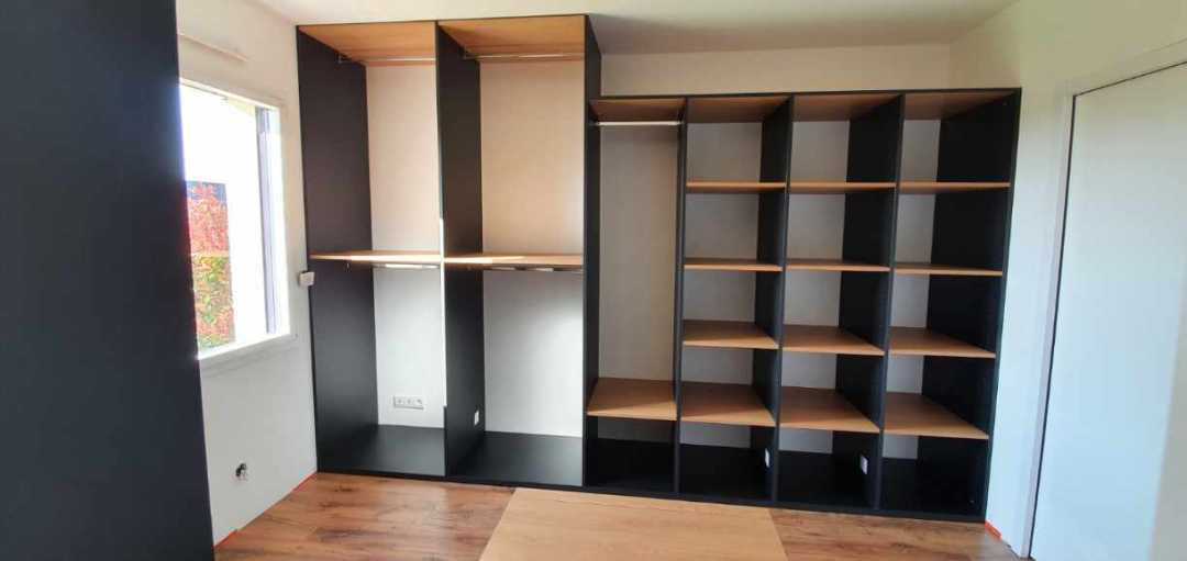 Blin Menuiserie Table Resine AMENAGEMENT INT (1) 148